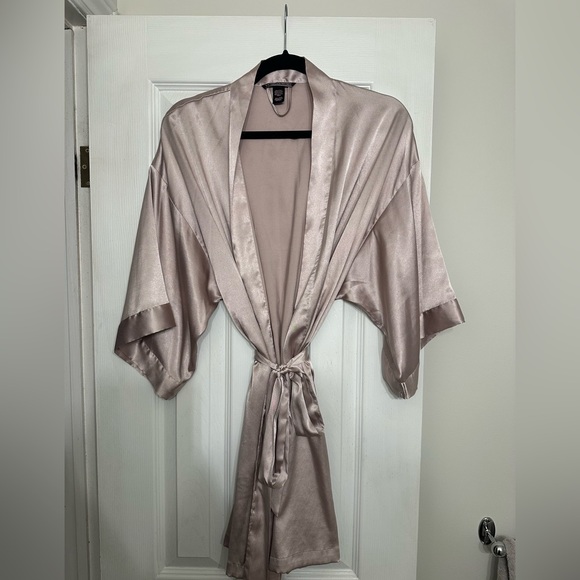 Victoria's Secret Satin Robe - Picture 3 of 5